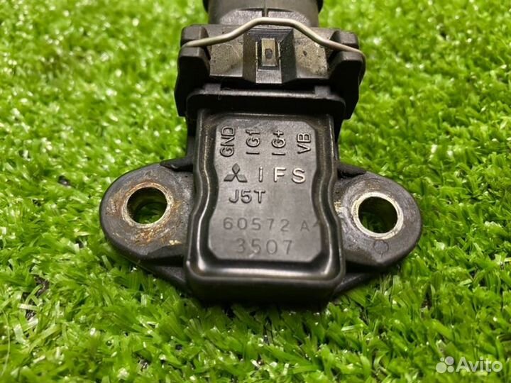 Датчик детонации Mitsubishi Carisma 4G92 2003