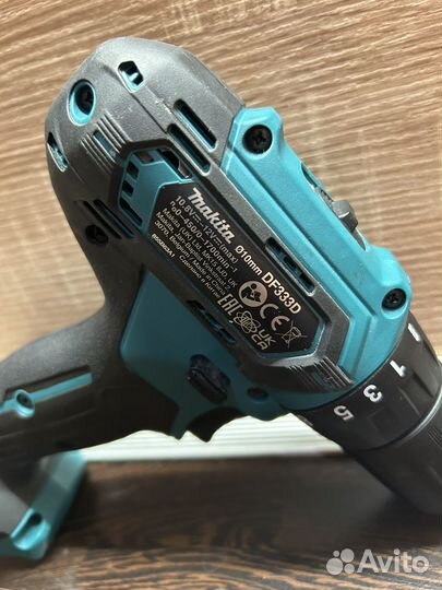 Шуруповерт Makita df333d