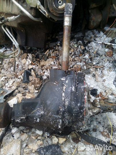 Передний редактор Jeep Commander limited 2008 года