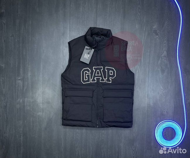 Жилетка GAP