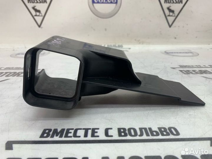 Воздуховод радиатора левый S60 V60 11-18 31283470