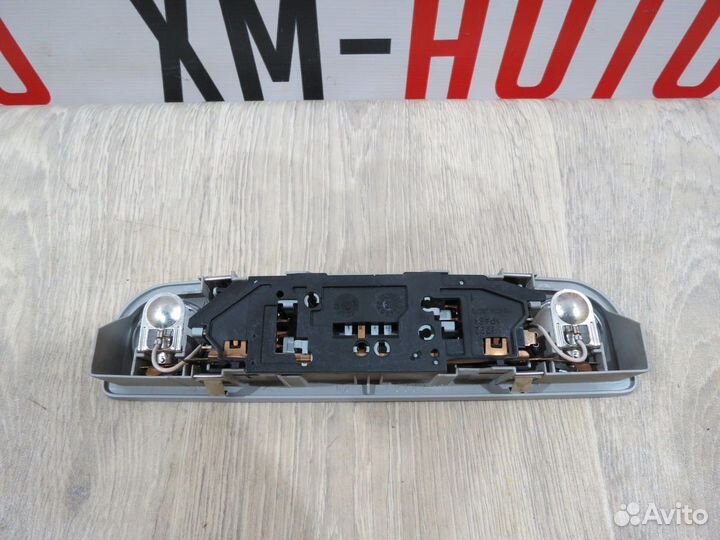 Плафон салонный Audi Q7 4L