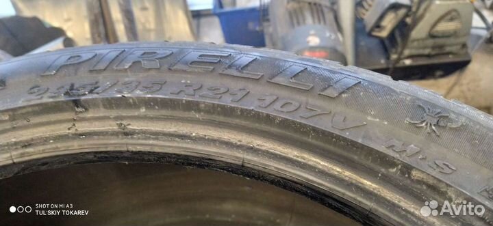 Pirelli Scorpion 295/35 R21 107V