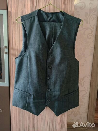 Костюм жилетка и брюки