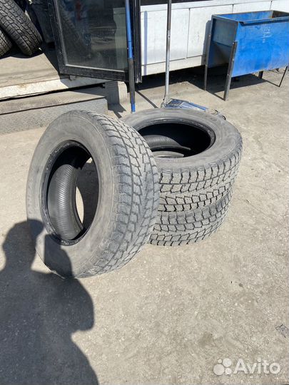 Toyo Winter Tranpath S1 265/65 R17