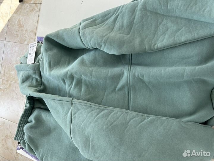 Спортивный костюм женский