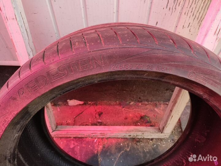 Vredestein Ultrac Vorti 245/35 R20