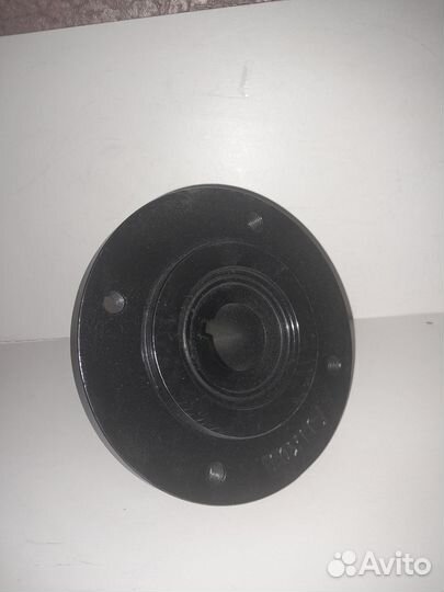 H168499 Ступица (John Deere)