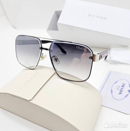 Летние аксессуары: солнцезащитные очки Lacoste