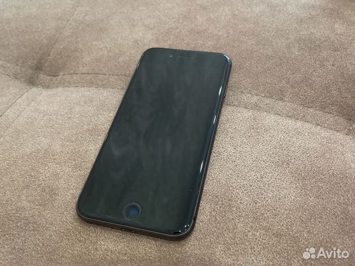 iPhone 8 на 256 гб