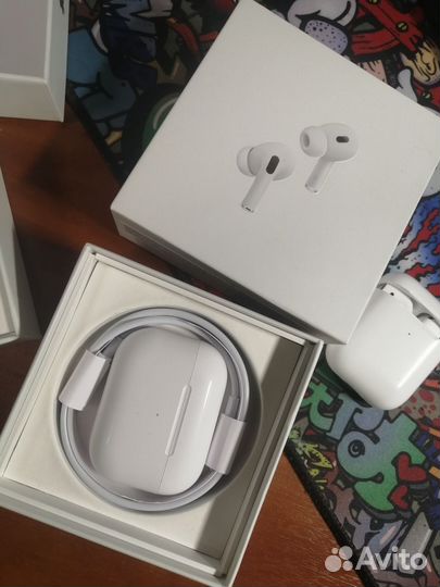 Наушники AirPods pro и 3