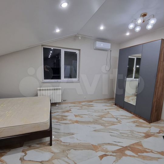 Квартира-студия, 33 м², 1/3 эт.