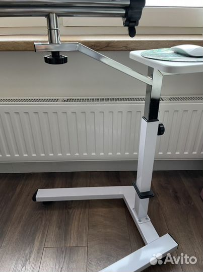 Стол для ноубтука