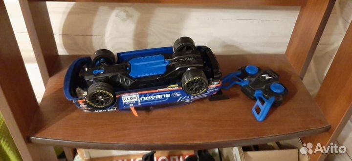Радиоуправляемая модель subaru