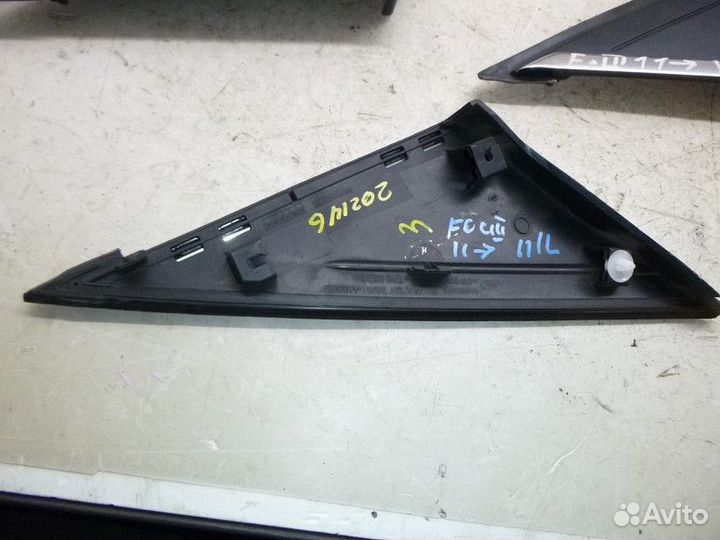 Уголок переднего крыла левого ford focus III 2011