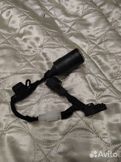 Адаптер для подключения видеорегистратора на шкоду