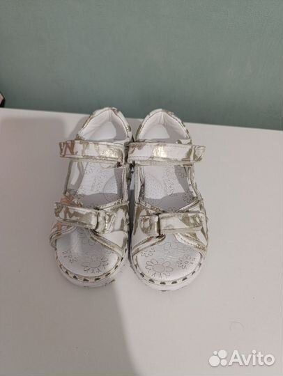Сандалии для девочки 22 размер