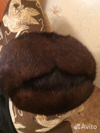 Продам мужскую коричневую шапку-обманку размер 59