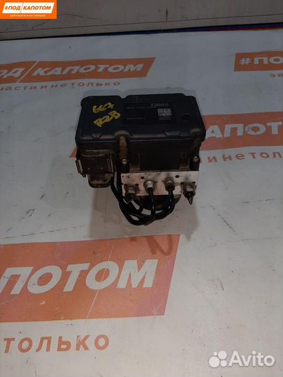 Блок ABS Ford Kuga 2 2013 CV61-2C405-AH