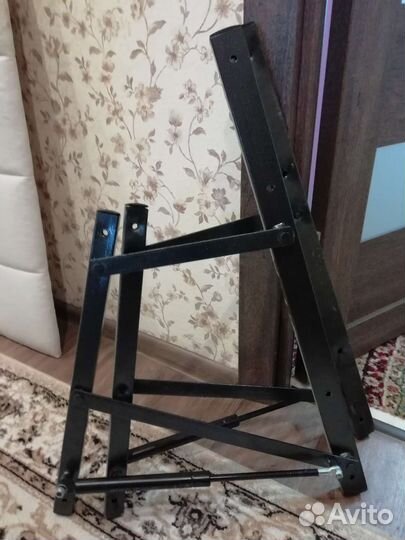 Подъёмный механизм для кровати