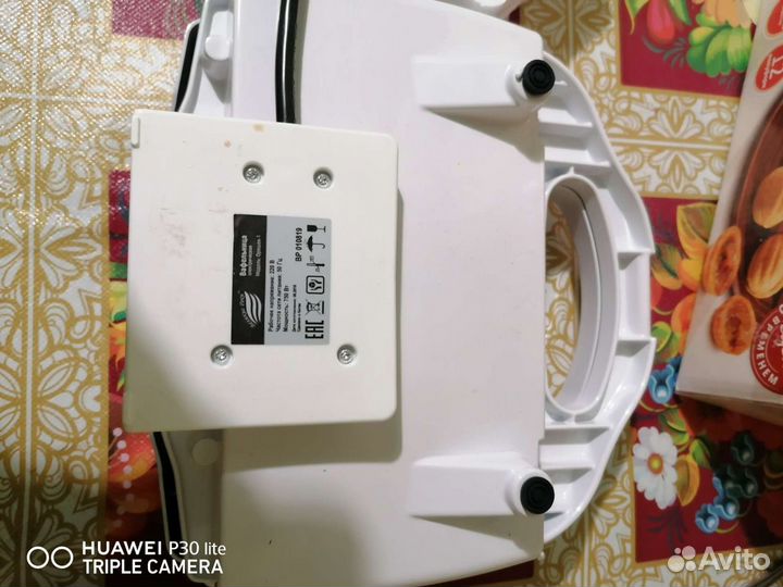 Вафельница орешница