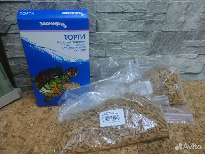 Корм для рыб и черепах