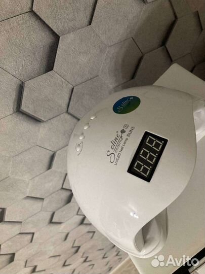 Гибридная лампа для маникюра и педикюра