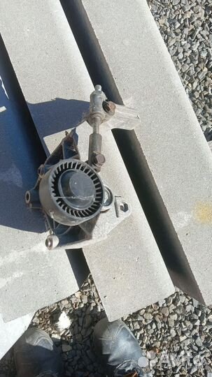 Кронштейн натяжителя ремня