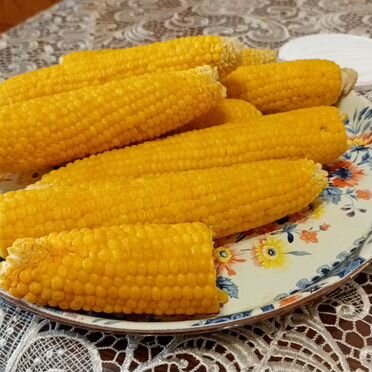 Кукуруза молодая