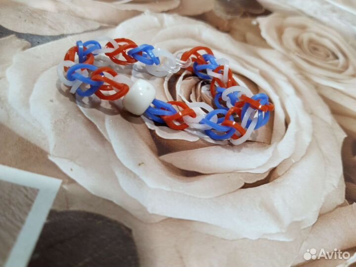 Браслеты из резинок