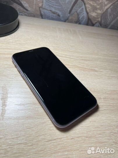 Мобильные телефоны бу iPhone 11