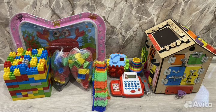 Развивающие игрушки пакетом