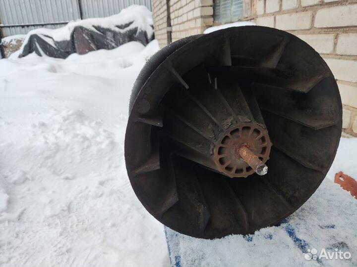 Продам пневморессору задней подвески Фрэд-а FLC