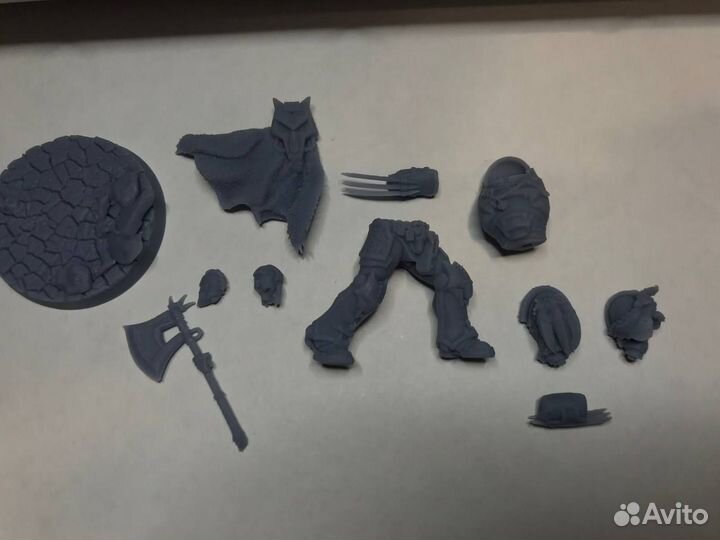 Warhammer 40000 миниатюры Space Wolves Captain