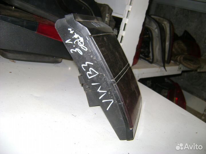 Фонарь внутренний левый Volkswagen Passat B3 седан