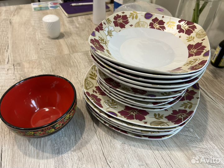 Набор столовой посуды на 5 персон