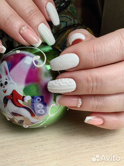 Маникюр педикюр