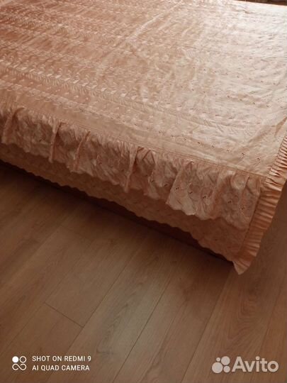 Покрывало стеганое атласное двуспальное