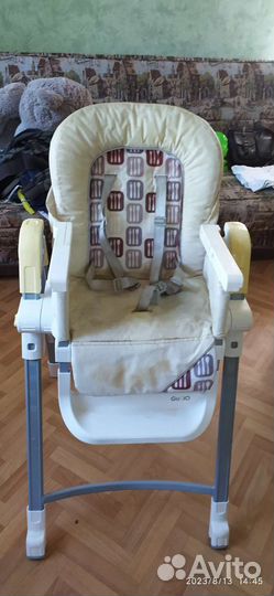 Стул для кормления
