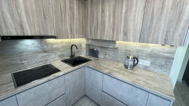 2-к. квартира, 56 м², 8/9 эт.