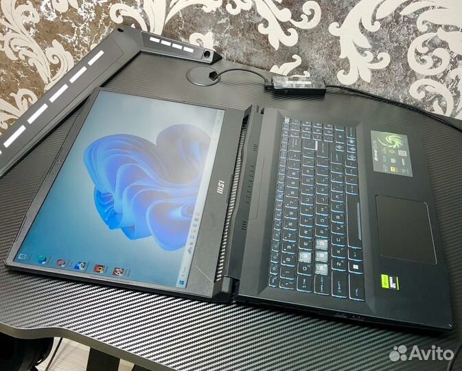 Игровой ноутбук MSI 2023 г RTX4050 - 6 гб ryzen 7