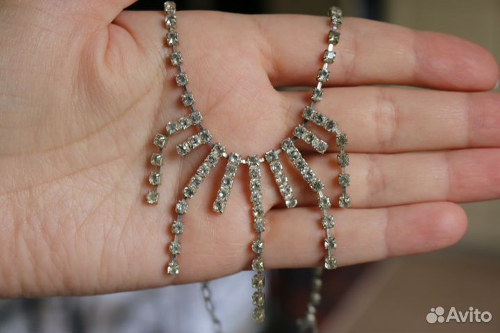 Короткое колье со стразами винтаж