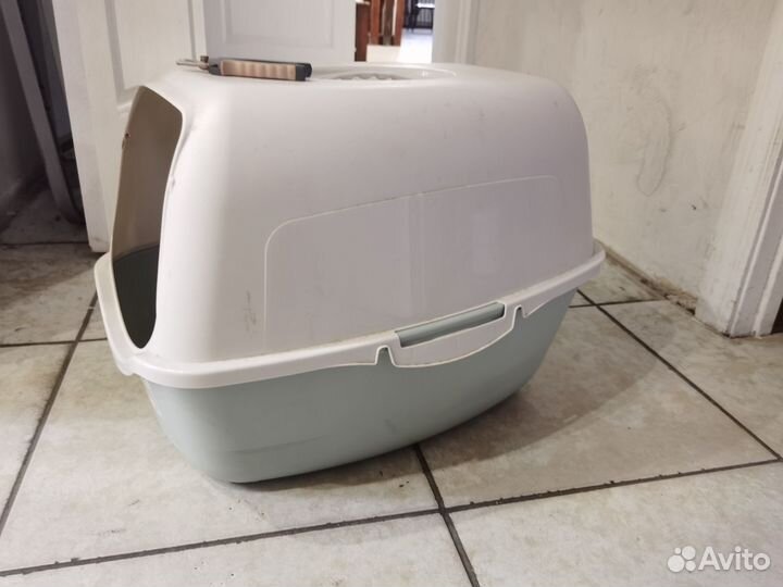 Кошачий лоток закрытый + ножницы