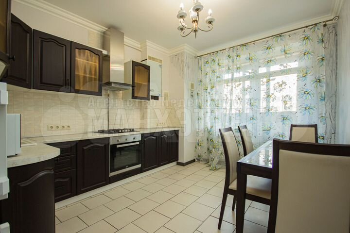 2-к. квартира, 72,8 м², 4/7 эт.