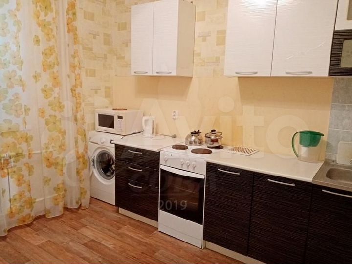 2-к. квартира, 60 м², 6/9 эт.