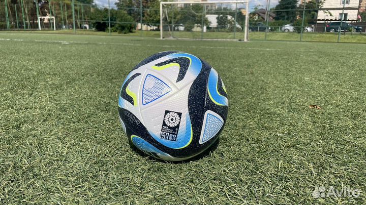 Футбольный мяч adidas Oceaunz женского чм-2023