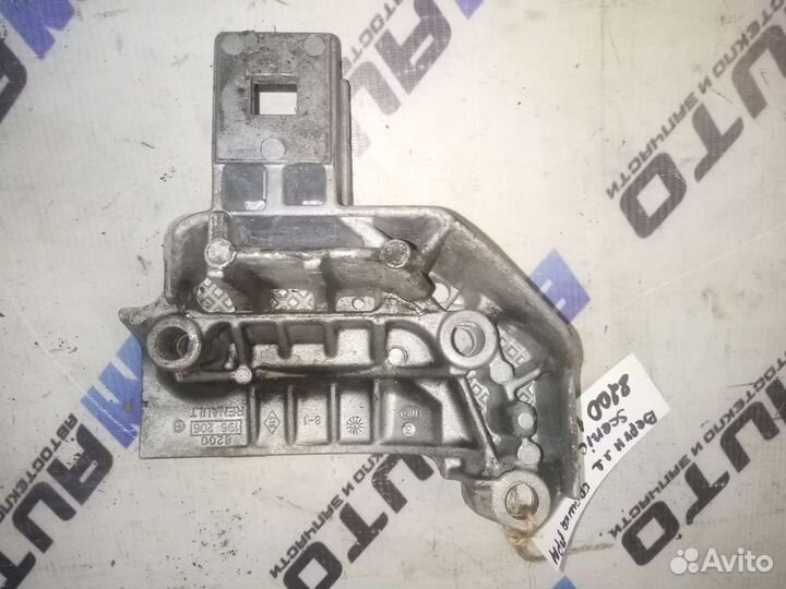 Верхняя крышка грм Рено Сценик