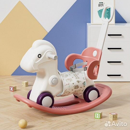 Детская лошадка качалка на колесах