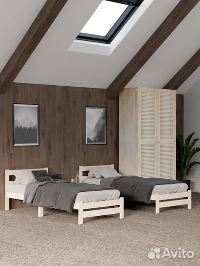 Кровать односпальная из массива дерева