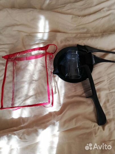 Парикмахерские принадлежности